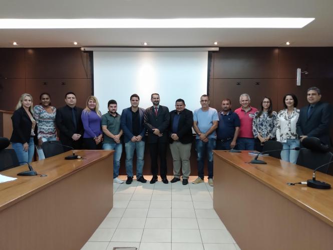 O secretário de Estado de Segurança Pública, Ualame Machado, discutiu ações de combate à criminalidade no município de Breu Branco, no sudeste paraense, que tem mais de 64 mil habitantes.

FOTO: MARCELO SEABRA / AGÊNCIA PARÁ
DATA: 15.03.2019
BELÉM - PARÁ <div class='credito_fotos'>Foto: Marcelo Seabra / Ag. Pará   |   <a href='/midias/2019/originais/f320fa85-f37d-4b0f-9829-d956fde782bf.jpg' download><i class='fa-solid fa-download'></i> Download</a></div>