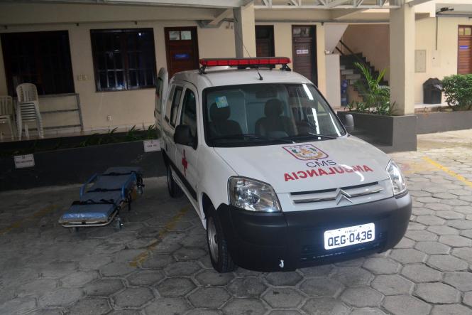 A Secretaria de Estado de Segurança Pública e Defesa Social do Pará (Segup) entregou, nesta teça-feira (22), uma ambulância ao Corpo Militar de Saúde da Polícia Militar. O objetivo é dar mais qualidade aos serviços de saúde da polícia.

FOTO: ASCOM SEGUP
DATA: 22.01.2019
BELÉM - PARÁ <div class='credito_fotos'>Foto: Ascom Segup   |   <a href='/midias/2019/originais/f412521f-a9e1-4afe-a282-8be5ab040a4a.jpg' download><i class='fa-solid fa-download'></i> Download</a></div>