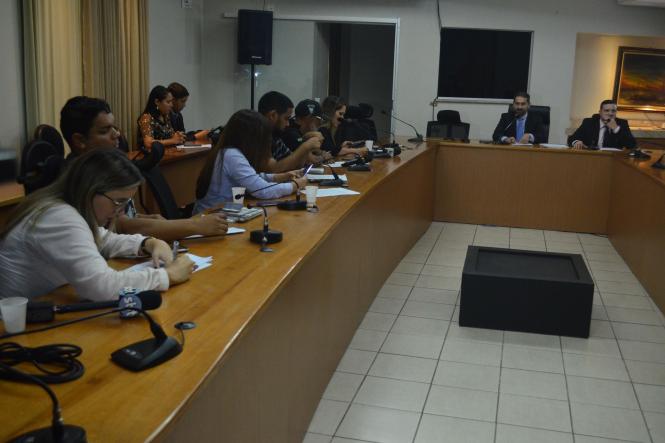 A Secretaria de Estado de Segurança Pública e Defesa Social do Pará (Segup), por meio da Polícia Civil, prendeu nesta quinta-feira (24), no município de Marabá, José Edmundo Ortiz Vergolino, aos 82 anos, acusado de ser o mandante da execução de oito trabalhadores rurais, ocupantes da Fazenda Ubá, em 1985, no município de São João do Araguaia. 
FOTO: Elielson Modesto / SEGUP <div class='credito_fotos'>Foto: Elielson Modesto / Ascom Segup   |   <a href='/midias/2019/originais/f4ed9a89-50db-4be3-bf05-f0eda3f530d6.jpg' download><i class='fa-solid fa-download'></i> Download</a></div>