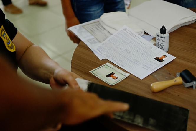 Os portões do Centro de Convenções e Eventos de Marabá foram abertos cedo nesta sexta-feira (5) para receber a multidão que aguardava ansiosa pela Ação Cidadania. Organizado pela Fundação ParáPaz, o evento reúne diferentes órgãos do Estado e instituições parceiras que prestam serviços à população para um dia dedicado ao atendimento ao público.

FOTO: ROGERIO UCHOA / AGENCIA PARA
DATA: 05.04.2019
MARABA - PARA <div class='credito_fotos'>Foto: Rogerio Uchöa / Ag. Para   |   <a href='/midias/2019/originais/f9c68bec-970a-491e-b0e8-ec32323c9f81.jpg' download><i class='fa-solid fa-download'></i> Download</a></div>