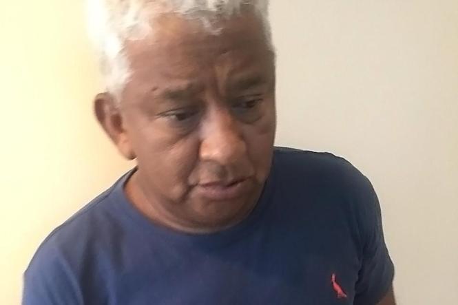 A Polícia Civil prendeu, nesta segunda-feira (25), duas pessoas suspeitas de utilizarem documentos falsos de um aposentado para abrir contas em agências bancárias e fazer saques em dinheiro, após fazerem empréstimos consignados. O homem e sua enteada, que articulavam o esquema de fraudes, foram detidos em flagrante em uma empresa financeira no bairro da Campina, em Belém.

FOTO: ASCOM / POLICIA CIVIL
DATA: 25.02.2019
BELÉM - PARÁ <div class='credito_fotos'>Foto: Divulgação / Policia Civil - Pará   |   <a href='/midias/2019/originais/fa5bd164-fb51-441d-a329-f0236db4ec30.jpg' download><i class='fa-solid fa-download'></i> Download</a></div>