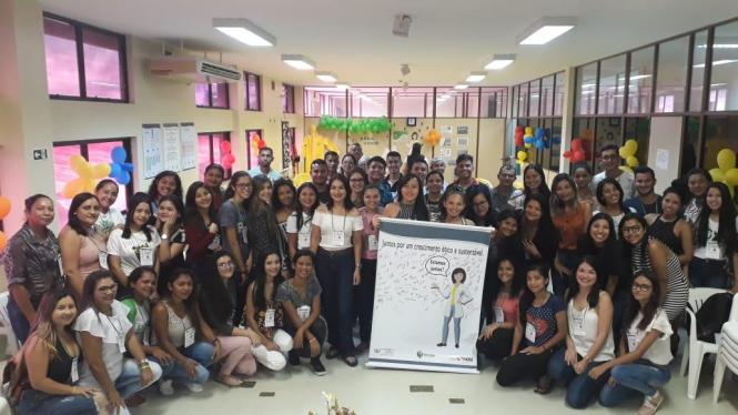 É o segundo evento da programação intercalada da I Semana de Qualidade em Saúde e Segurança do Paciente, que teve início dia 1° de abril e vai até amanhã, 18. A ação envolve os públicos interno e externo para debater os desafios impostos pela segurança do paciente como refinamento do processo de gestão de qualidade e humanizada. <div class='credito_fotos'>Foto: Nenhum   |   <a href='/midias/2019/originais/fbbceeea-af1b-49f6-8cab-0610c3e86b3e.jpg' download><i class='fa-solid fa-download'></i> Download</a></div>