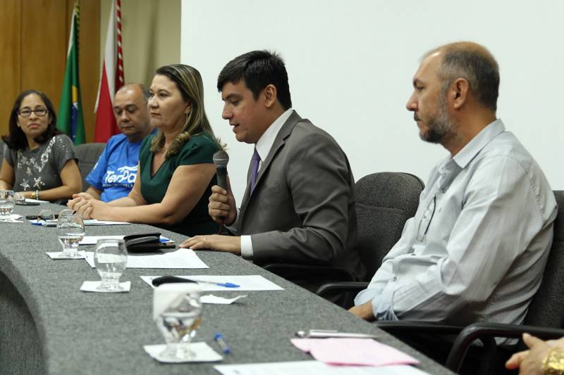 Este sábado (14) foi dia de capacitação para quase 100 professores de ensino médio da rede pública estadual dos bairros Benguí, Cabanagem, Guamá, Jurunas, Terra Firme, Icuí e Nova União, integrantes do Programa TerPaz em Belém, Ananindeua e Marituba.  