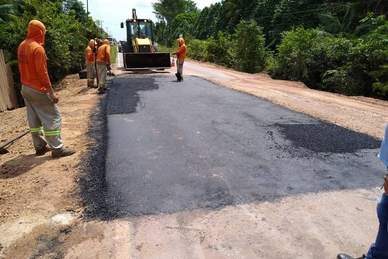 A Secretaria de Estado de Transportes (Setran) iniciou, este mês de setembro, os serviços de conservação da PA-409, no município de Abaetetuba