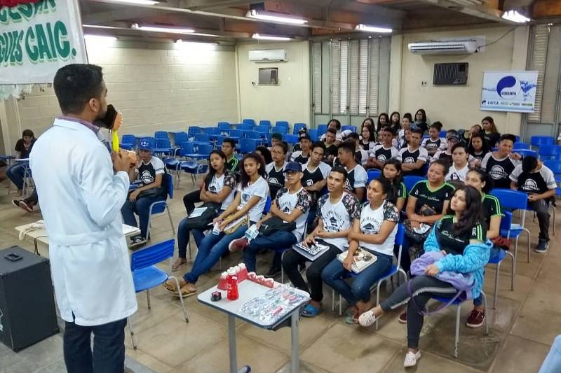 Manter a torneira fechada enquanto escova os dentes é uma prática de consumo consciente e um exercício diário de quem está atento à preservação do meio ambiente. 