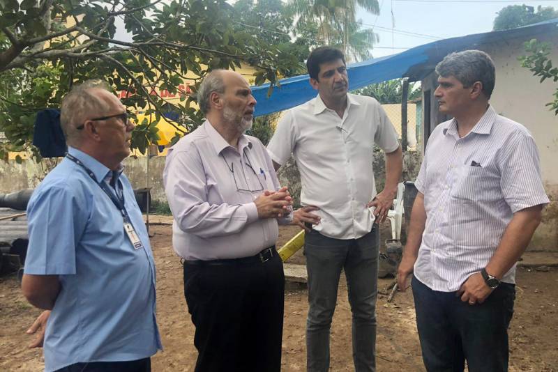 O presidente da Companhia de Saneamento do Pará (Cosanpa), José Antonio De Angelis, visitou as obras de escavação na quarta-feira (9), para ver de perto o andamento dos serviços