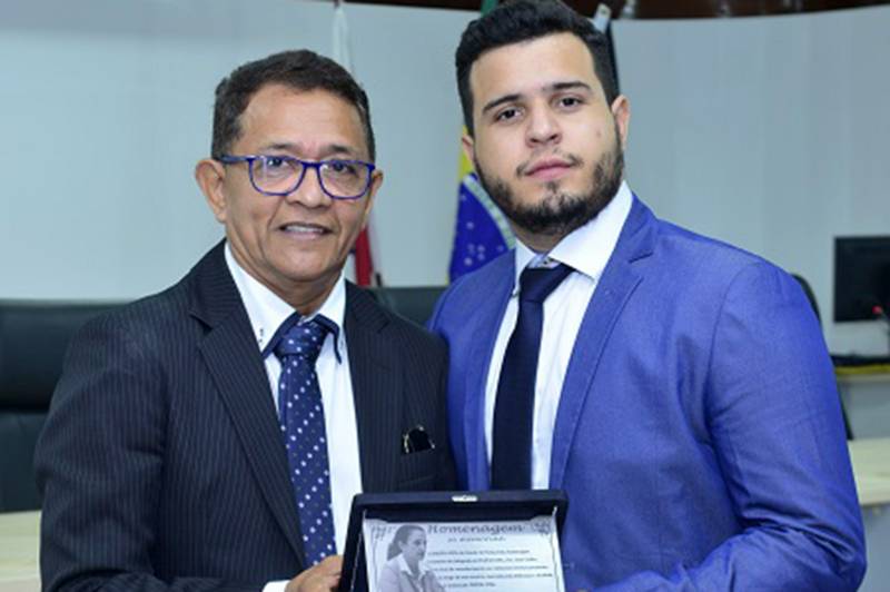 ESPOSO E FILHO DA DELEGADA IONE