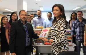 notícia: Biblioteca da Central de Triagem Metropolitana terá livros doados pela Parápaz