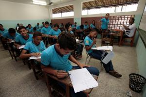 notícia: Governo inicia chamada de aprovados no concurso da Seduc