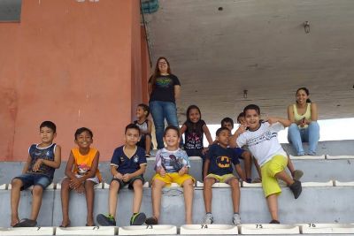 galeria: Crianças assistidas pelo CRAS de Icoaraci conhecem o Mangueirão