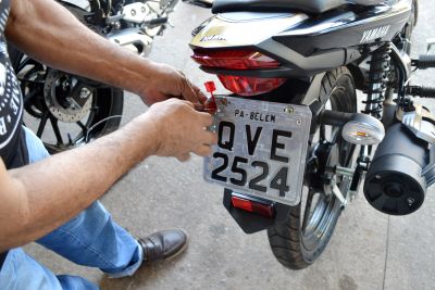 galeria: Lacres para veículos voltam a ser disponibilizados na capital e interior