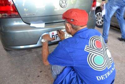 notícia: Detran mantém a colocação de lacres até 31 de julho