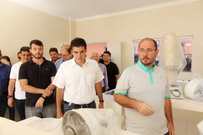 notícia: Governo inaugura laboratórios da Uepa que possibilitarão novos cursos no campus de Altamira