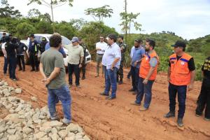 notícia: Trecho interditado na BR-163 começa a ser liberado nesta quinta
