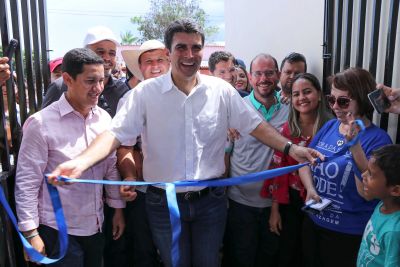 galeria: Senador José Porfírio comemora escola reformada e asfalto para a cidade