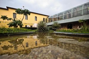 notícia: Abril encerra com feira de artesanato, palestra e dança