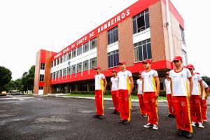 notícia: Programa auxilia jovens na formação como cidadão