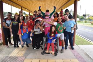 notícia: Cosplayers da Marvel reforçam importância da inclusão de pessoas com deficiência