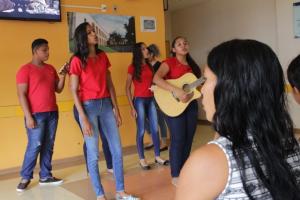 galeria: Projeto musical melhora acolhimento de usuários e ambiente hospitalar em Tailândia