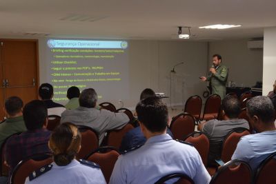 notícia: Grupamento Aéreo explica peculiaridades para sobrevoo na região Amazônica