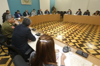 galeria: Governo determina a transferência de 46 presos em Altamira