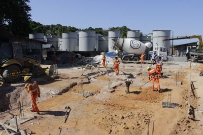 notícia: Obra do novo sistema de água de Oriximiná segue em ritmo acelerado