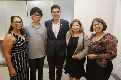 notícia: Estudante com deficiência visual vai representar o Pará em concurso da ONU