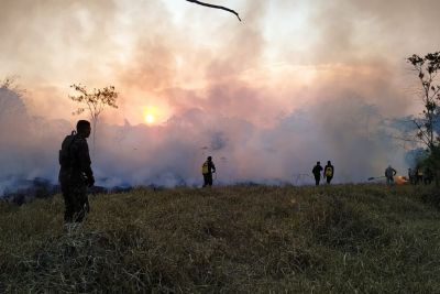 notícia: Operação segue combate a incêndios em Novo Progresso e Marabá