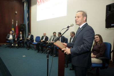 notícia: Comissão Especial da Reforma Tributária participa de encontro na Sefa
