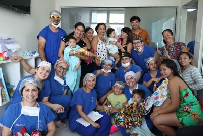 notícia: Programação leva alegria a crianças internadas e filhos de servidores