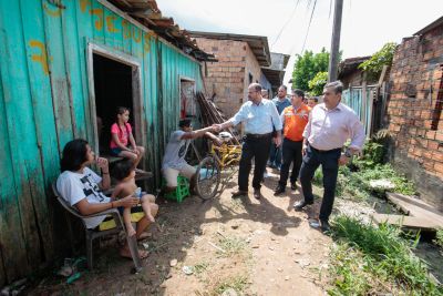 notícia: Governo presta assistência às vítimas de incêndio na Cabanagem