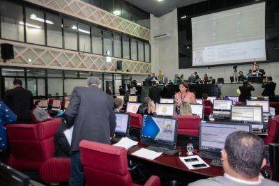 galeria: Alepa encerra o ano antecipando a aprovação do piso nacional para professores