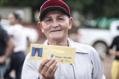 galeria: Mais de 100 famílias em Serra Pelada recebem cheque moradia