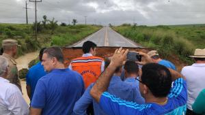 notícia: Comitiva do Governo do Estado faz sobrevoo em Paragominas