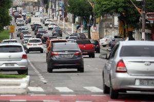 notícia: Licenciamento para veículos com finais de placa 46, 56 e 66 encerra nesta sexta (12)