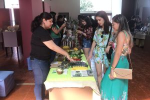notícia: Vendas durante Mini Festival de Chocolate, Flores e Joias superam expectativas