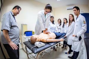 notícia: Simpósio de Urgências Cardiovasculares recebe trabalhos até a próxima sexta-feira (8)