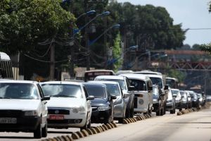 notícia: Descontos de IPVA para finais de placa 46 a 66  até 13 de maio    