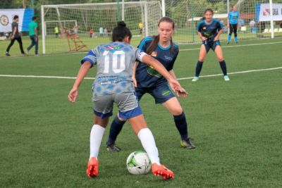 notícia: Equipe de futebol feminino da Uepa disputa campeonato no Rio de Janeiro