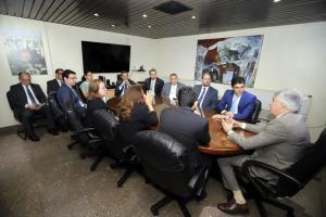 notícia: Governador fala sobre políticas públicas em reunião com chefe do MP