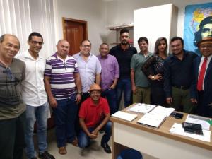 notícia: IOE discute parcerias para divulgação de escritores paraenses