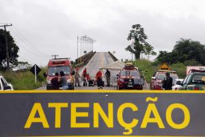 galeria: Detran sinaliza área próxima à Alça Viária e orienta motoristas