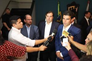 notícia: Governador reúne com presidente da Câmara dos Deputados