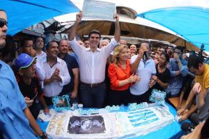 notícia: Convidado por feirantes, governador participa das comemorações dos 403 anos de Belém 