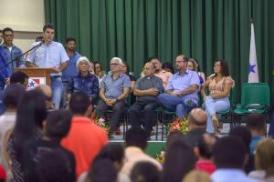 galeria: Governo entrega títulos de terra para moradores de 18 municípios