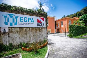 notícia: Governo do Estado abre edital para cursos de especialização para servidores públicos