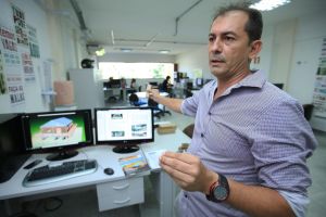 notícia: Startup cria projeto de palafita sustentável adaptada ao movimento do rio