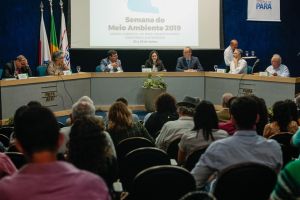notícia: Especialistas debatem em Belém clima, economia e meio ambiente