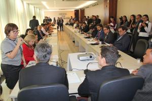 notícia: Deputados aprovam Projetos de Lei em benefício de alunos da rede estadual