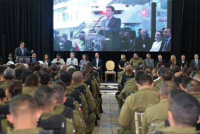 notícia: Governo do Estado lança projeto de habitação para PMs e entrega equipamentos